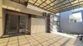 Rumah Baru Minimalis 2 Lantai di Taman Holis Indah 1