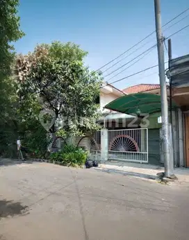 Dijual Rumah Terawat Darmo Permai Surabaya Barat