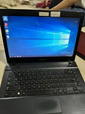 Laptop Bekas Murah & Siap Pakai - Samsung 270E