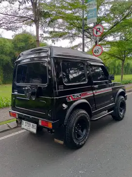 Suzuki Jimny 1992 Bensin