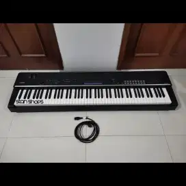 Yamaha CP4 CP Stage Piano Keyboard 88 Key / Roland RD Korg Nord Casio