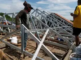 Tukang renovasi rangka atap bajaringan dan plafon pvc