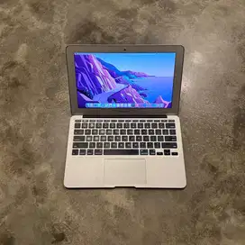 Macbook Air 2014 11 inch 4/128 Silver Normal Murah