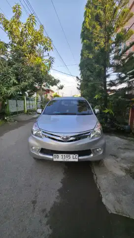 NEW AVANZA 1.3 E M/T