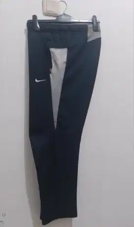 NIKE DRI - FIT SIZE L FIT XL
