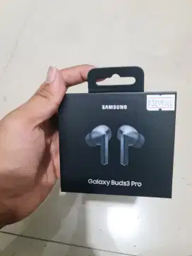 SAMSUNG GALAXY BUDS 3 PRO BARU