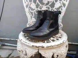 Dr Martens 2976 Chelsea Boots Size 6uk