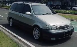 Kia Carnival 2000 Bensin
