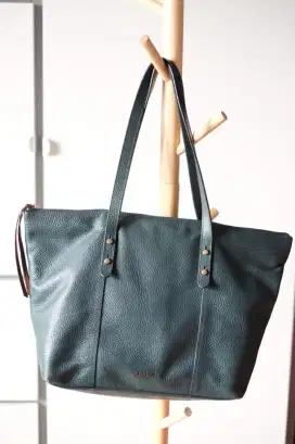 Fossil tote bag