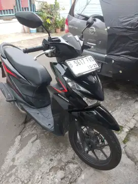 Honda Beat hitam 2025/2024