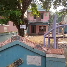 DISEWAKAN RUMAH TINGKAT