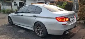 Bmw 523i Tahun 2011 F10 LOW KM FACELIFE