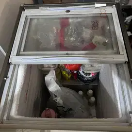 Dijual Chest Freezer RSA CF-110 100 Liter