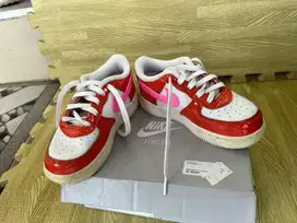 Nike Force 1 Lv8 1