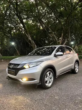 Honda HRV E 2015 AT Good Condition