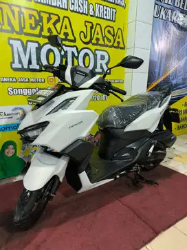 Vario 160 CBS 2023 AJM