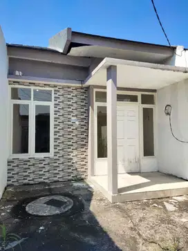 4 Unit Rumah Baru siap Huni di Medokan Ayu, Rungkut, SBY Timur