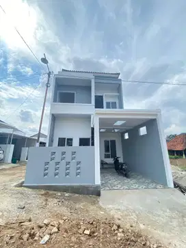 HUNIAN 2 LANTAI BANGUNAN MODERN STRATEGIS DI TENGAH KOTA