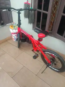 Sepeda bekas genio