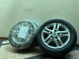 Velg toyota land cruiser vx200 R.20