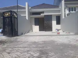 2 Unit Rumah Baru siap Huni di Modern Tengah, Rungkut, SBY Timur