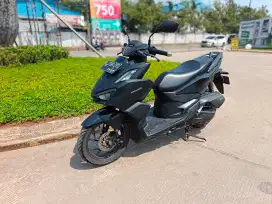 Vario 160 2022 Hitam