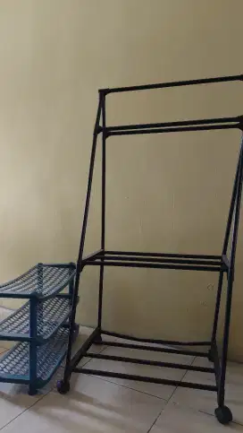Rak sepatu/tempat sepatu