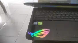 Laptop Asus Core i5, Ram 8Gb, SSD 256Gb, 15,6 Inc, layar gahar..