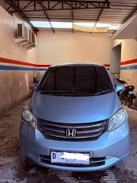Honda Freed 2009 Bensin