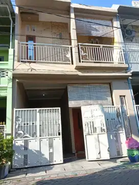 DIKONTRAKKAN RUMAH 2 LT, 23JT KENJERAN, LINGK ASRI NYAMAN