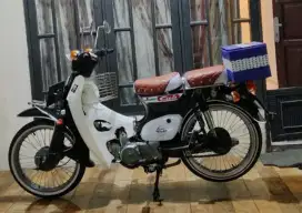Honda C70 hitam  restorasi grand
