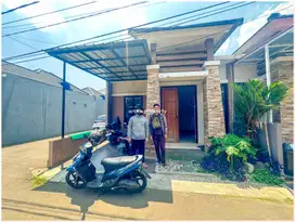 RUMAH SECOND CLUSTER DI BUARAN SERPONG, SHM ON HAND