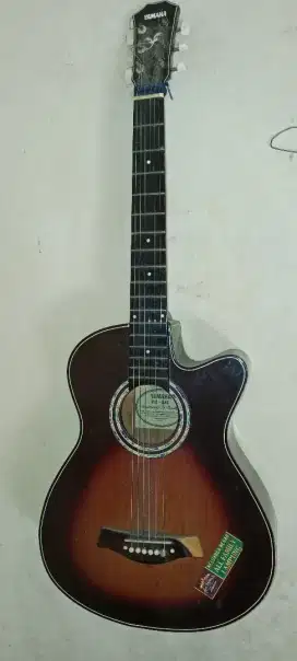 Gitar yamaha fg 225