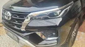 Fortuner 2022 AT Low KM