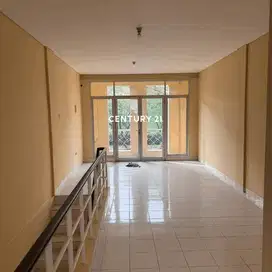 RUKO BAGUS 2 LANTAI DAN SIAP PAKAI DI DELTAMAS