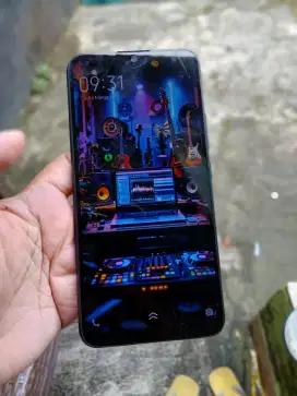 Vivo y17 batangan ram 8/256gb