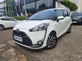 Toyota Sienta 1.5 V Bensin-AT 2018