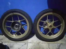 Velg vario 150 led old