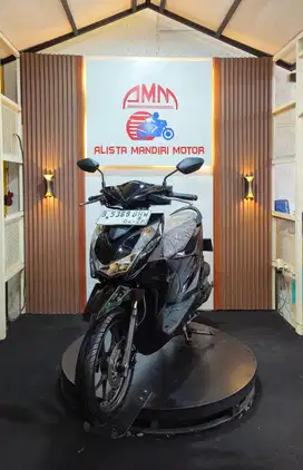 BEAT SPORTY CBS TH 2023 PLAT JKT BODY MULUSSS KREDIT DP 1JT