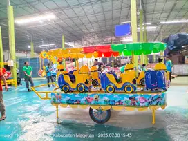 Odong Kereta Panggung Minion
