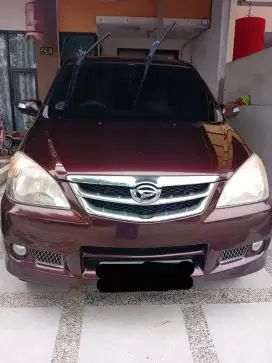 Xenia Deluxe Xi 2011 A/T