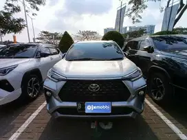 DP Rendah  12JT Toyota Avanza 1.5 Veloz Q Bensin-AT 2021 Silver