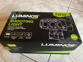 Sepasang lampu tembak Luminos Q9 mata tiga LED