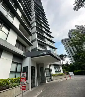 DISEWAKAN APARTEMEN GRAHA GOLF 3BR 159m2 KOSONGAN LOW FLOOR