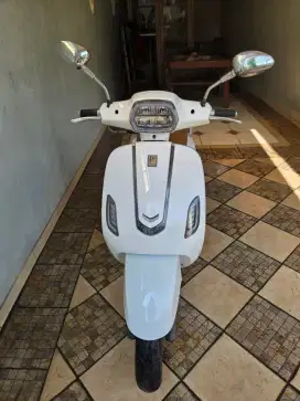 Smoot Zuzu warna putih km rendah