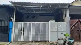 RUMAH MEDAYU UTARA XXX NO 71