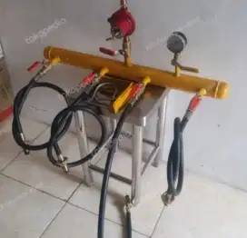Pemasangan instalasi pipa gas