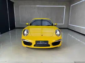 PORSCHE 911 CARRERA S 2012 AT RACING YELLOW