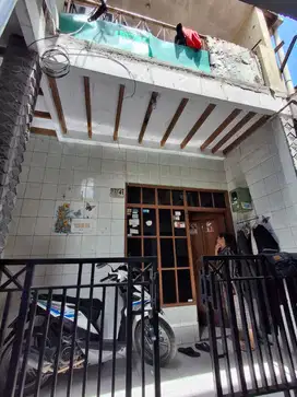 Dijual Murah Rumah 2 lantai harga 450jt Lokasi Strategis Di Antapani