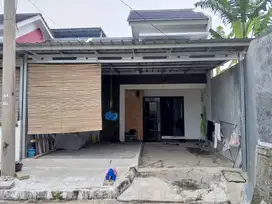 OVER 47 JUTA PERUMAHAN PINGGIR JALAN RAYA